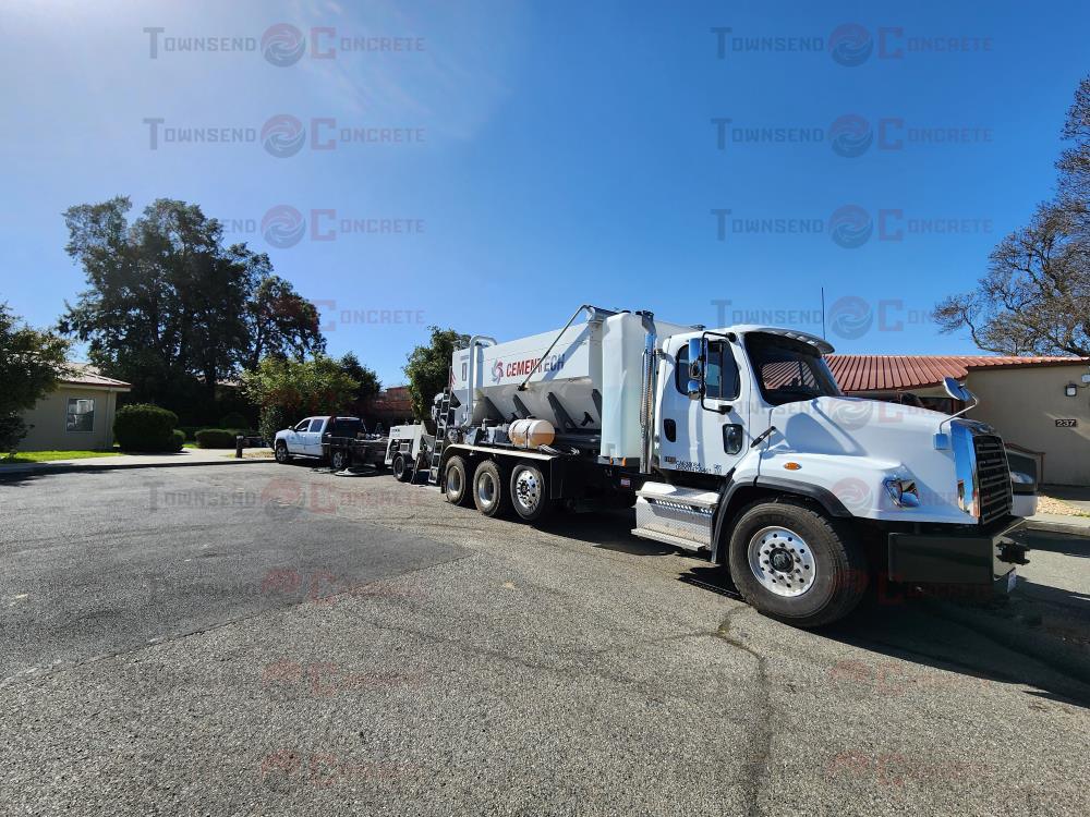 Townsend Concrete Ready Mix Truck in Winters California